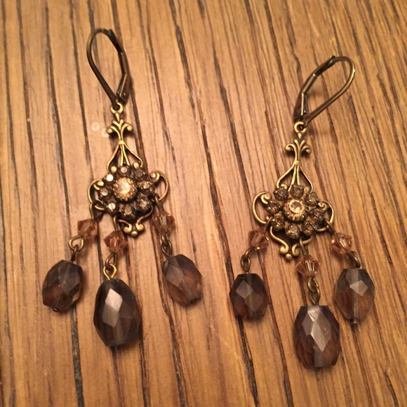 Dangle Earrings - Picture 1 of 2